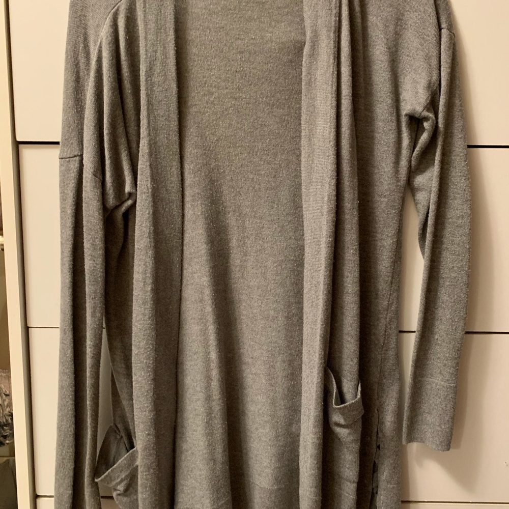 BELKS CARDIGAN/Grey SMALL GREAT DETAIL ON SIDES